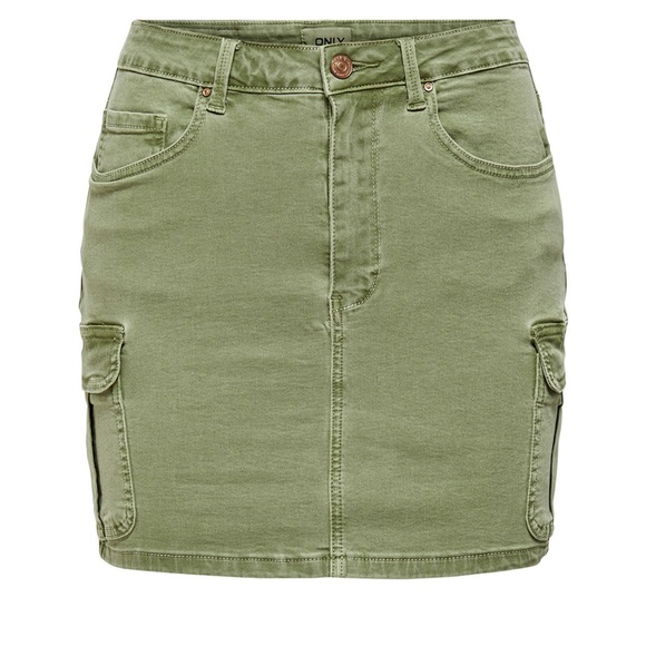 NWT ONLY Missouri regular cargo skirt with side cargo pockets. - Picture 1 of 7